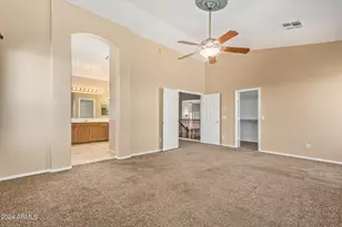 504 N Swallow Ln, Gilbert, AZ 85234 - Photo 36