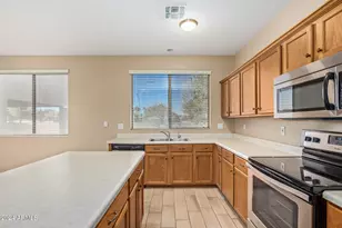 504 N Swallow Ln, Gilbert, AZ 85234 - Photo 40