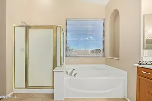 504 N Swallow Ln, Gilbert, AZ 85234 - Photo 34