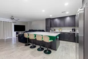 2421 E Pueblo Ave, Phoenix, AZ 85040 - Photo 10