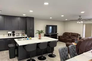 2421 E Pueblo Ave, Phoenix, AZ 85040 - Photo 8