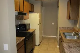2035 S Elm St, Tempe, AZ 85282 - Photo 2