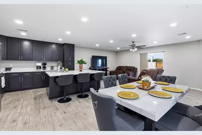 2431 E Pueblo Avenue, Phoenix, AZ 85040 - Photo 4