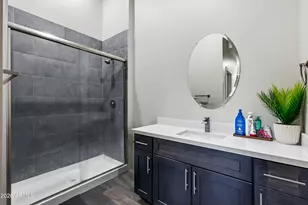 2431 E Pueblo Ave, Phoenix, AZ 85040 - Photo 8