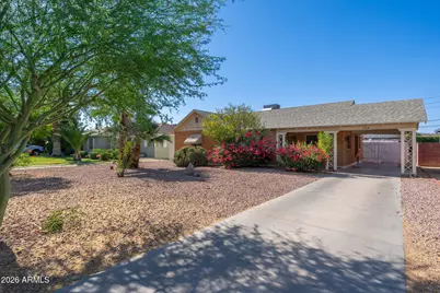 522 W Encanto Boulevard, Phoenix, AZ 85003 - Photo 2