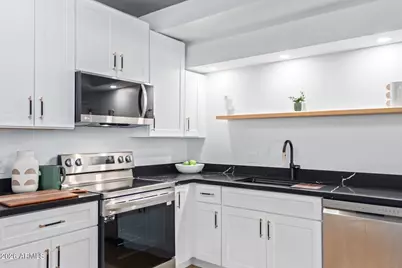 351 E Thomas Road #D208, Phoenix, AZ 85012 - Photo 18
