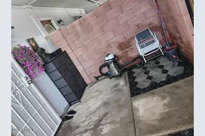 6818 N 35th Avenue #E, Phoenix, AZ 85017 - Photo 18