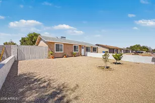 2702 E Grovers Ave, Phoenix, AZ 85032 - Photo 10