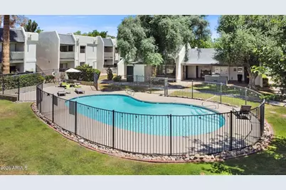 302 E Monte Vista Road #D2, Phoenix, AZ 85004 - Photo 20
