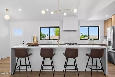 3860 E Clarendon Avenue, Phoenix, AZ 85018 - Photo 10