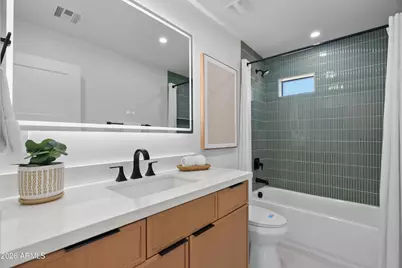 3860 E Clarendon Avenue, Phoenix, AZ 85018 - Photo 28