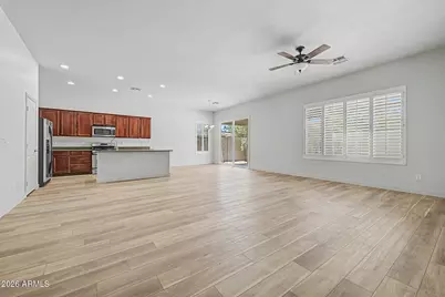 206 W Blue Lagoon Drive, Casa Grande, AZ 85122 - Photo 4