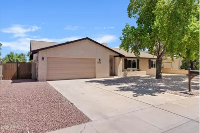 4422 W Poinsettia Drive, Glendale, AZ 85304 - Photo 2