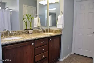 3939 E Cat Balue Dr, Phoenix, AZ 85050 - Photo 14