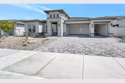 18909 W Lawrence Road, Waddell, AZ 85355 - Photo 2