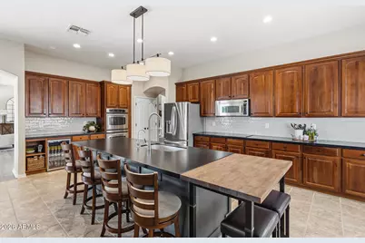 18077 W Banff Lane, Surprise, AZ 85388 - Photo 4