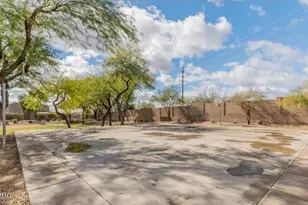 8127 W Zoe Ella Way, Peoria, AZ 85382 - Photo 34