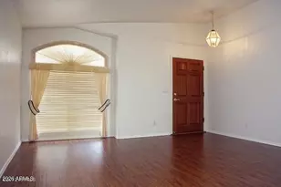 12054 S 44th St, Phoenix, AZ 85044 - Photo 2