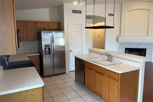 12054 S 44th St, Phoenix, AZ 85044 - Photo 6