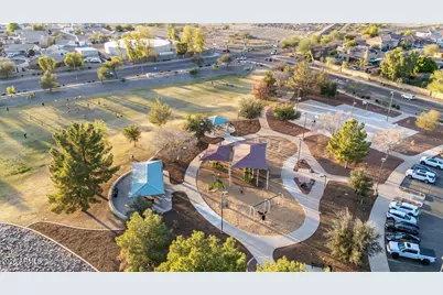 10617 W Daley Lane, Peoria, AZ 85383 - Photo 44