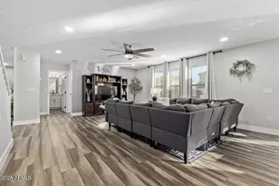 10617 W Daley Ln, Peoria, AZ 85383 - Photo 6