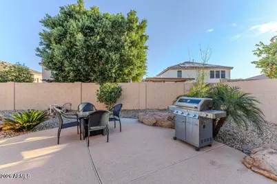 10617 W Daley Lane, Peoria, AZ 85383 - Photo 32