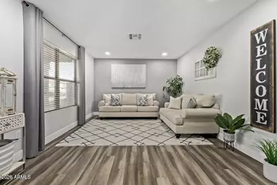 10617 W Daley Lane, Peoria, AZ 85383 - Photo 4