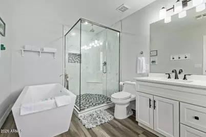 10617 W Daley Lane, Peoria, AZ 85383 - Photo 18
