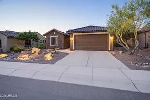 27064 W Sequoia Dr, Buckeye, AZ 85396 - Photo 2