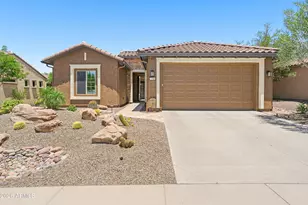 27064 W Sequoia Dr, Buckeye, AZ 85396 - Photo 2