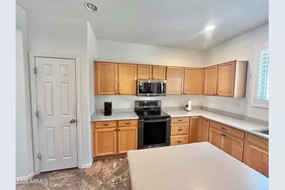 3419 W Via Montoya Drive, Phoenix, AZ 85027 - Photo 10