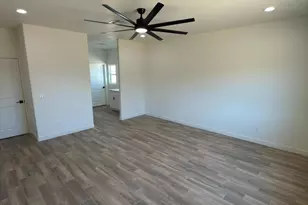 10323 W Concordia Dr, Arizona City, AZ 85123 - Photo 8