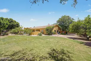 23712 N 104th Ave, Peoria, AZ 85383 - Photo 36