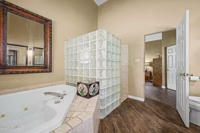 23712 N 104th Avenue, Peoria, AZ 85383 - Photo 26