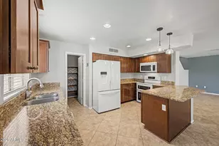 9315 W Palmer Dr, Peoria, AZ 85345 - Photo 8