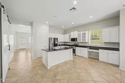 20980 W Sunrise Lane, Buckeye, AZ 85396 - Photo 10