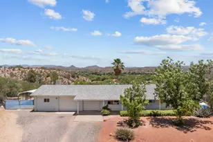 589 N Jackson St, Wickenburg, AZ 85390 - Photo 22