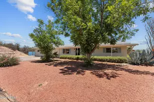 589 N Jackson St, Wickenburg, AZ 85390 - Photo 20