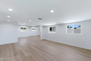 4623 E Devonshire Ave, Phoenix, AZ 85018 - Photo 10