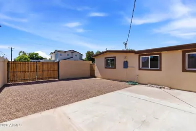 4623 E Devonshire Avenue, Phoenix, AZ 85018 - Photo 28