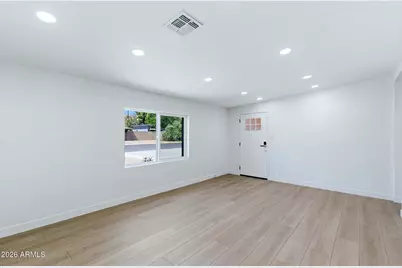 4623 E Devonshire Avenue, Phoenix, AZ 85018 - Photo 16