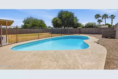 512 N Los Feliz Drive, Chandler, AZ 85226 - Photo 2