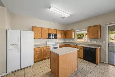 2223 E Andalusian Loop, San Tan Valley, AZ 85140 - Photo 6