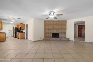 2059 E Manhatton Dr, Tempe, AZ 85282 - Photo 12