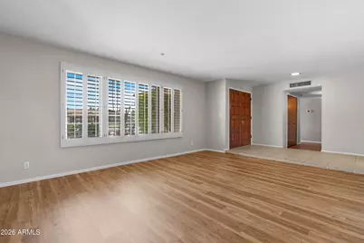 2059 E Manhatton Drive, Tempe, AZ 85282 - Photo 8
