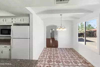 919 N Gilbert Avenue, Casa Grande, AZ 85122 - Photo 14