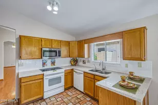 20327 N 106th Ave, Peoria, AZ 85382 - Photo 10