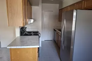 1908 E Orange Dr, Phoenix, AZ 85016 - Photo 6