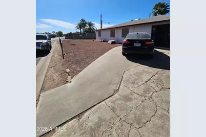 3820 W Monte Vista Road, Phoenix, AZ 85009 - Photo 2