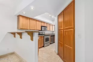 3235 E Camelback Rd, Phoenix, AZ 85018 - Photo 6